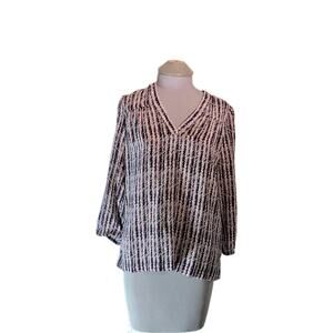 Amour Vert Stitch Fix Size S Silk Blouse